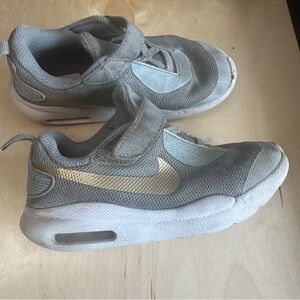 Nike Boys Sneakers CN-9202-400 Size: 10c